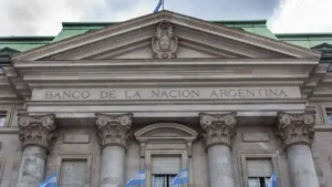 Funcionarios accedieron a créditos millonarios