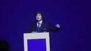 Milei reafirmó la motosierra y descartó cambios pese a la inflación