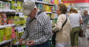 Menos compras y cambios en las cadenas: el consumo sigue retrocediendo en Salta